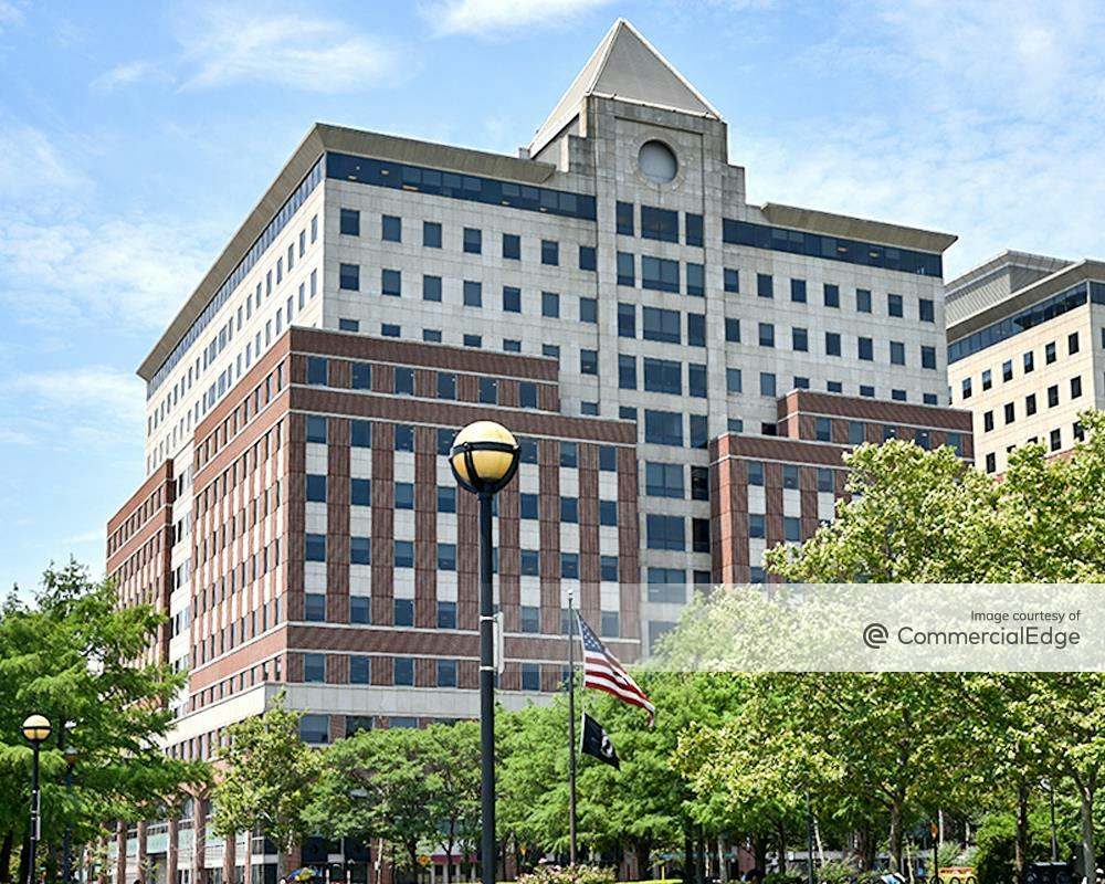 Waterfront Corporate Center I 111 River Street, Hoboken, NJ Office